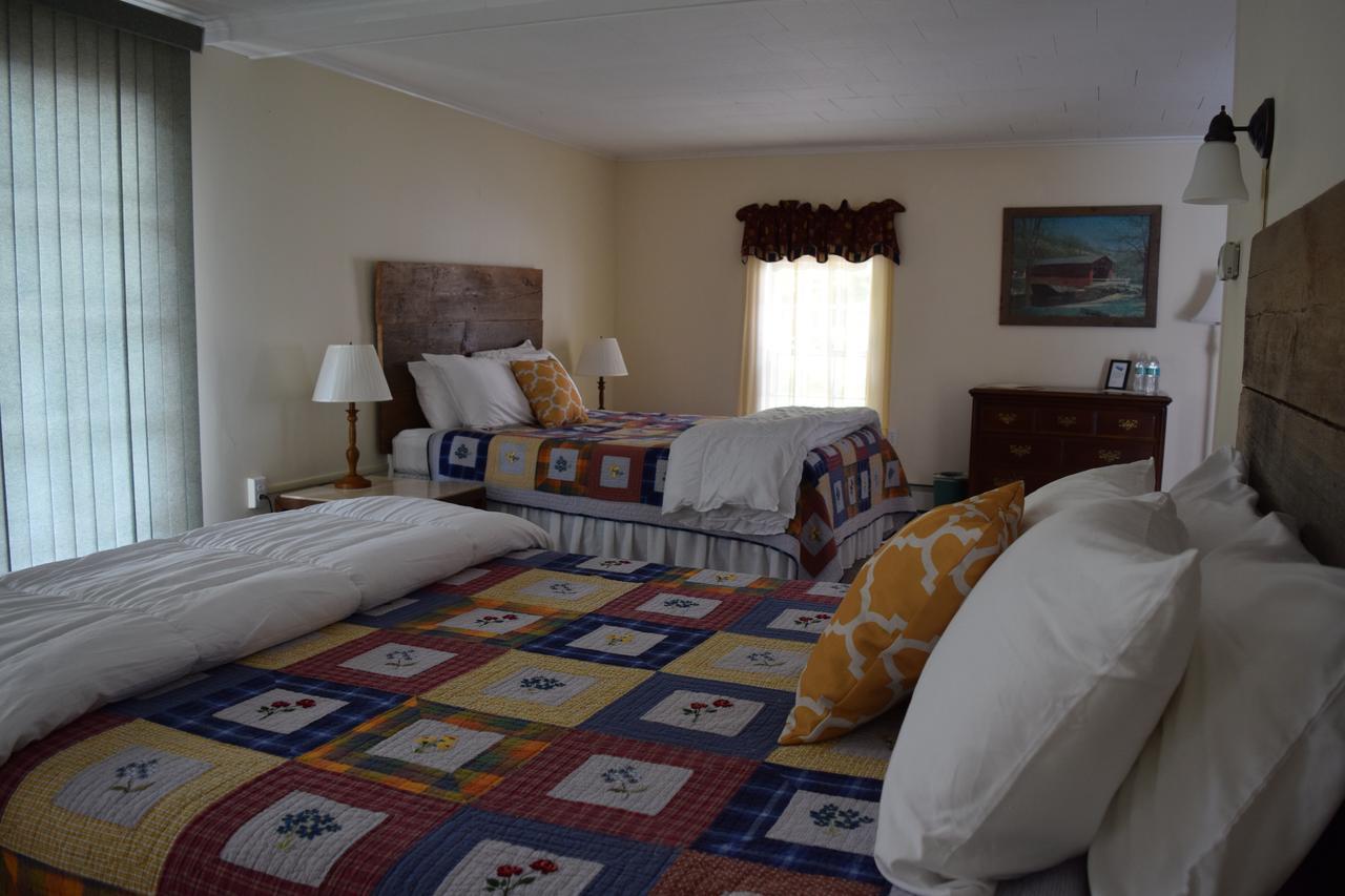 The New Hampshire Mountain Inn Wilmot Ruang foto