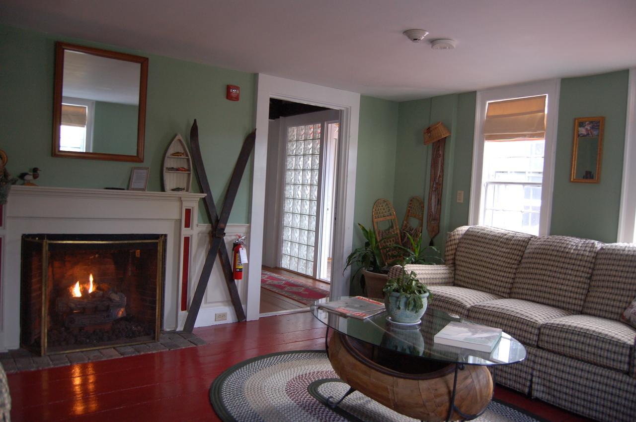The New Hampshire Mountain Inn Wilmot Bagian luar foto