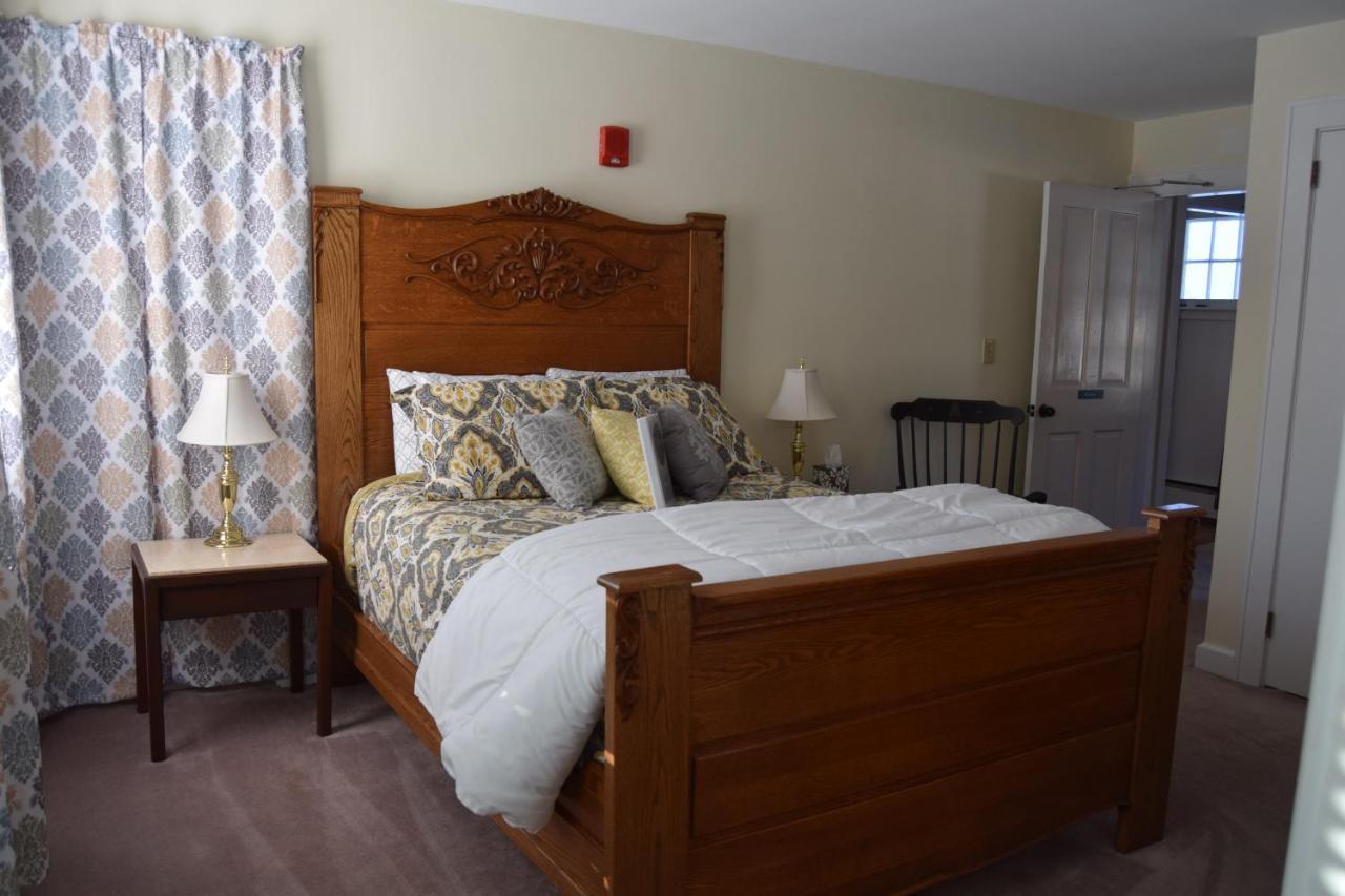 The New Hampshire Mountain Inn Wilmot Bagian luar foto