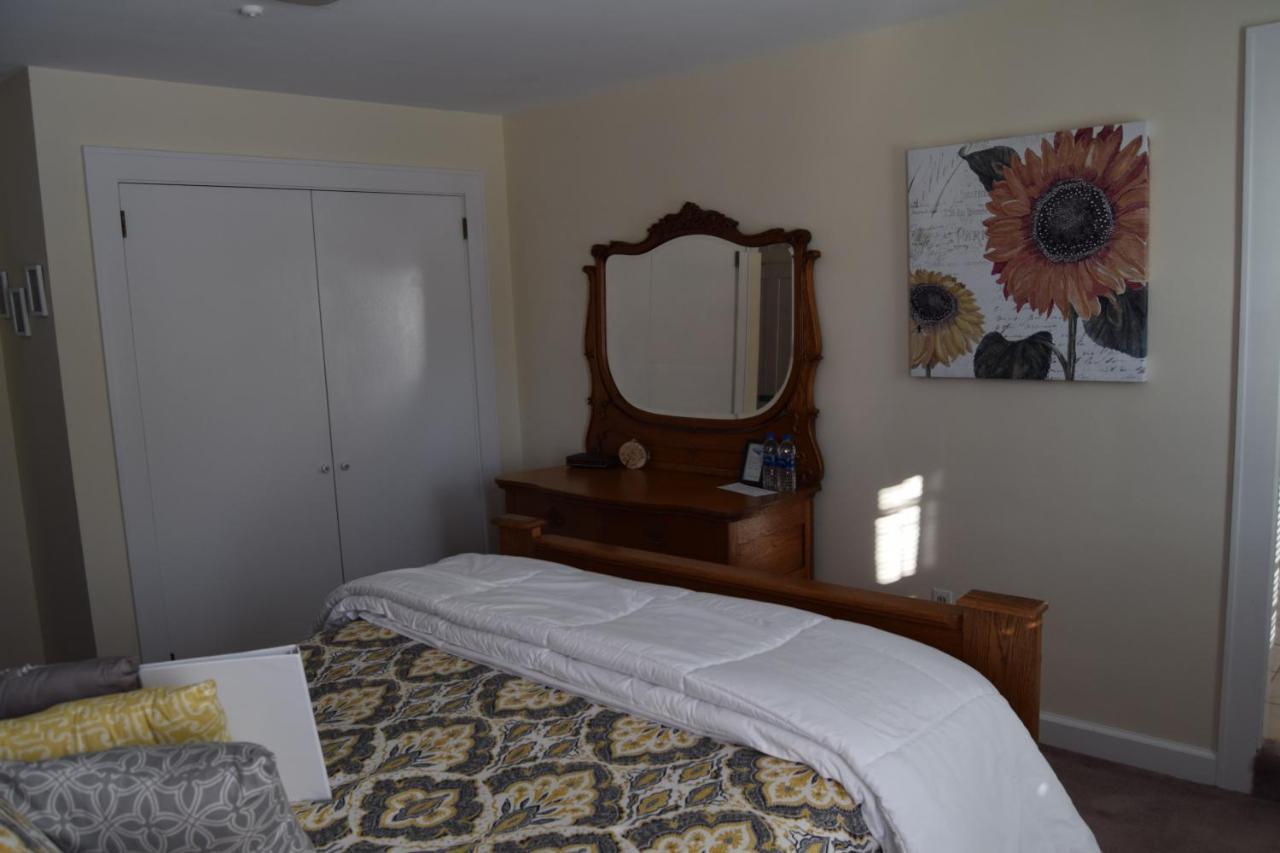 The New Hampshire Mountain Inn Wilmot Bagian luar foto