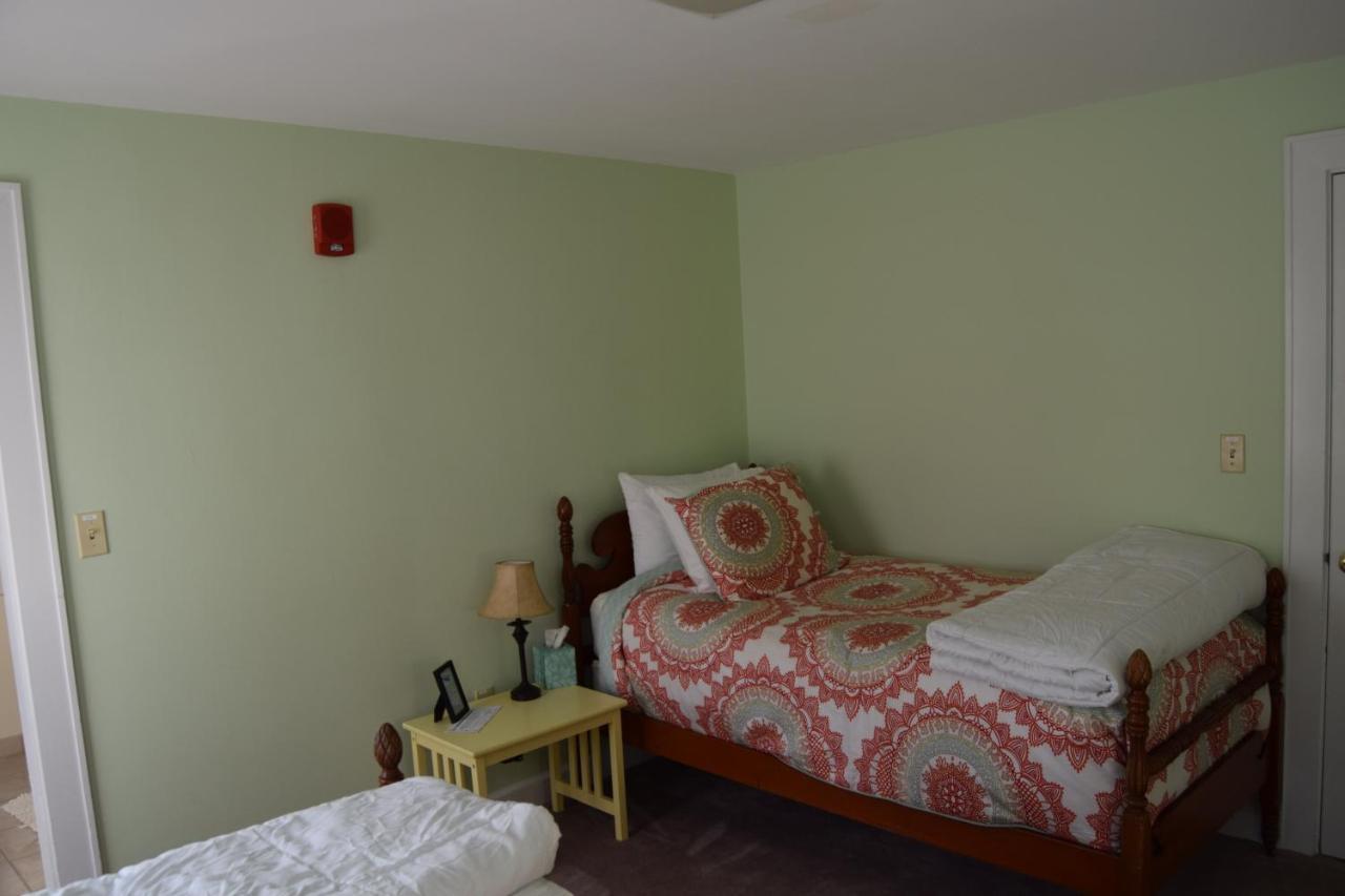 The New Hampshire Mountain Inn Wilmot Bagian luar foto
