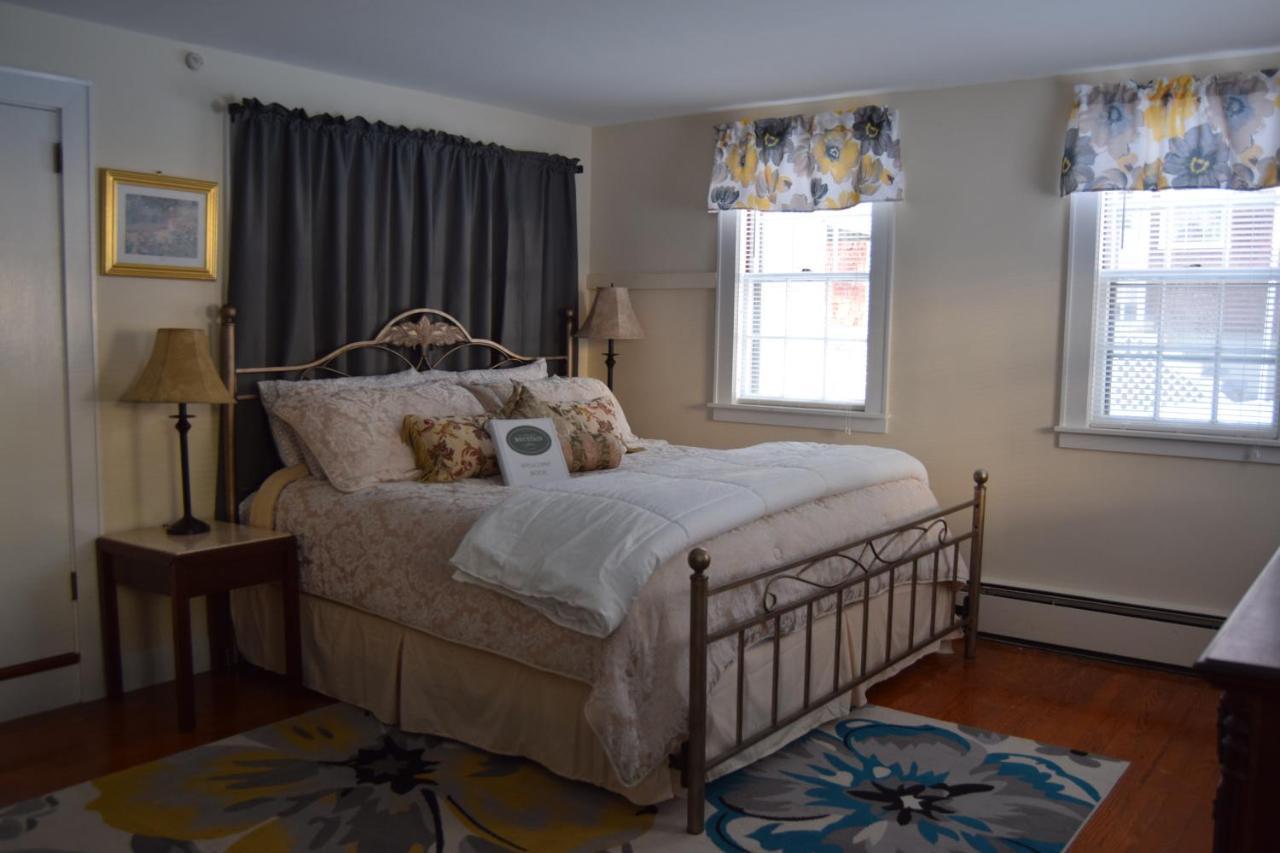 The New Hampshire Mountain Inn Wilmot Bagian luar foto